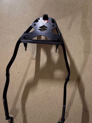 Top Case Givi Monokey + Herrajes Suzuki Bandit 650
