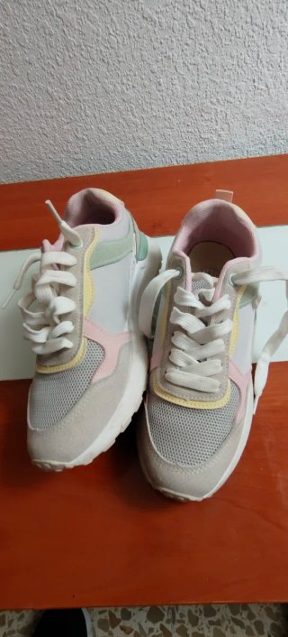 Zapatillas deportivas niña grises y rosas
