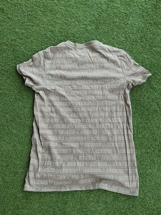 Camiseta Guess Verde Estampada
