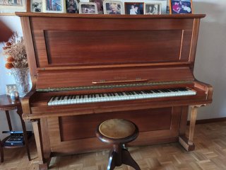 Piano R.S. Howard Co. New York