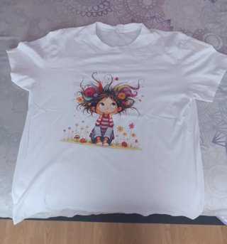 Camiseta niña con dibujo