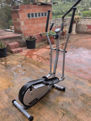 Elíptica Vélo gris y negra