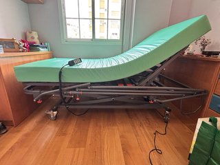 Cama articulada eléctrica