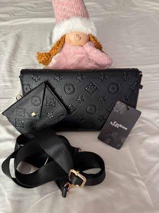 Bolso Negro de Mano o con Asa Larga