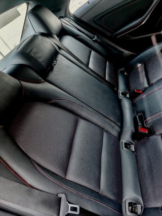 Mercedes-Benz Clase CLA 2015