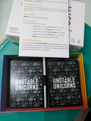 Unstable Unicorns 2ª Edición Juego de Cartas