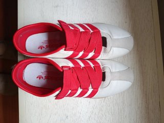 Adidas Tokio Blancas y Rojas
