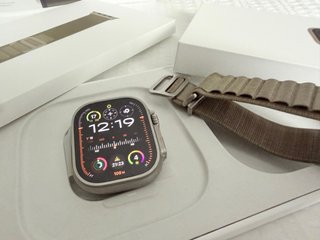 Apple Watch Ultra 2 titanio Aluminio