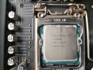 Placa base MSI Z590-A PRO con CPU i9 10900k LEER