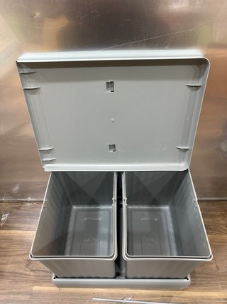 Cubos de Basura y Reciclaje con Tapa automática