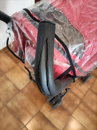Silla de paseo Cybex Onyx Roja