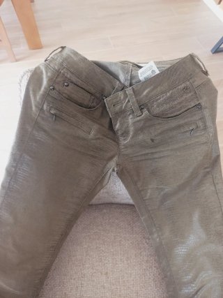 Pantalón efecto piel talla 36
