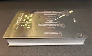 Ciudades y Mansiones Encantadas - Junji Ito