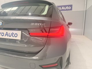 BMW 320dA Touring Automático 190Cv Diesel