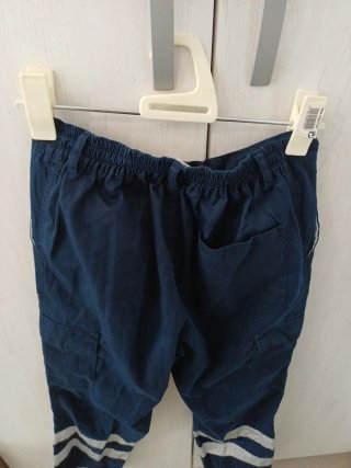 Pantalón de trabajo Valento.  Talla M.