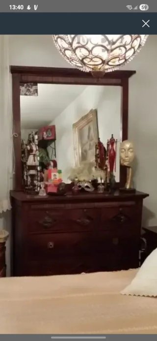 Habitación de madera estilo oriental