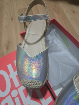 Sandalias Oh Girl Talla 35 Cuña Holográficas