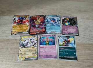 Lote Cartas Pokémon Koraidon, Delphox, Garchomp, C