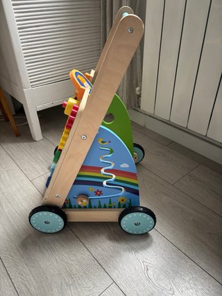 Coche de actividades Montessori para bebé
