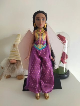 4 Muñecas Disney con Ropa Actual