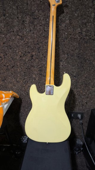 Bajo Harley Benton PJ-74 VW