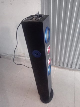 Altavoz grande con Bluetooth