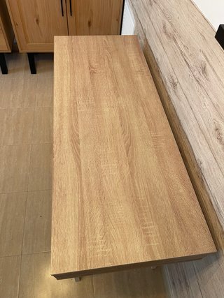 Scrivania Jysk in legno e metallo bianco