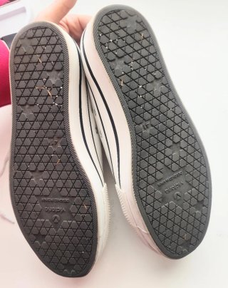 Zapatillas Victoria Altas Blancas y Negras