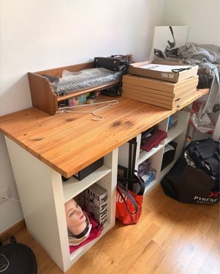 Escritorio madera y cajoneras