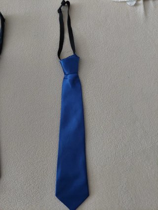 Camisa niño 8-10 años con corbatas y tirantes