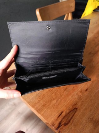 Cartera de mujer negra