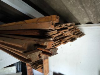 Lote de alfajías de castaño