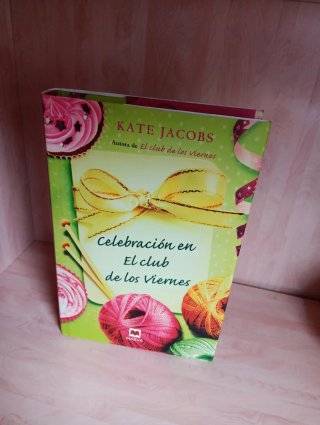 -"Celebración en el club de los viernes" Después d