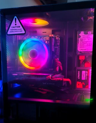 Ordenador de sobremesa gaming RGB