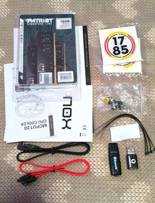 Ordenador de sobremesa gaming RGB