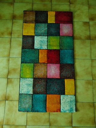 Alfombra de tela multicolor