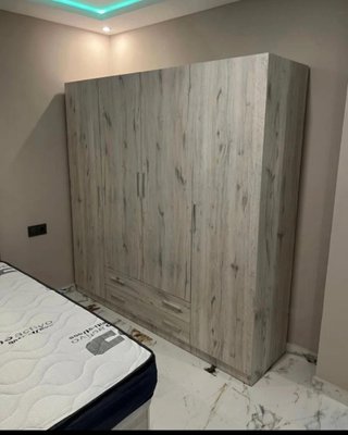 Armadi moderni a 2, 3 e 4 ante
