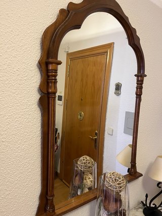 Mueble de entrada con espejo