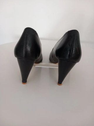Zapatos de tacón negros