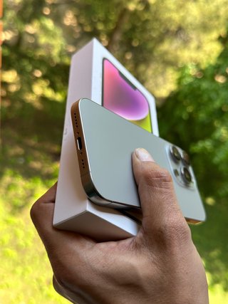 iPhone 16 Pro IMPECABLE GARANTÍA APPLE