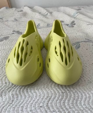 Yeezy Foam Runner Amarillas