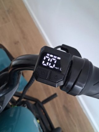 Moto Eléctrica Infantil Hiper Gogo Cruiser 12