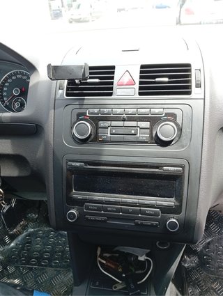 Volkswagen Touran 2012
