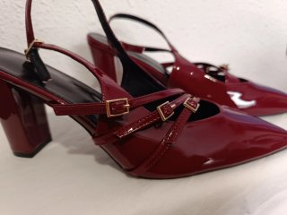 Zapatos de tacón rojos talla 46
