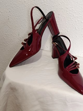 Zapatos de tacón rojos talla 46
