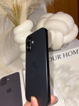iPhone 16 128GB Negro