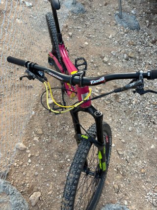 Santa Cruz Bronson CC Full Carbon