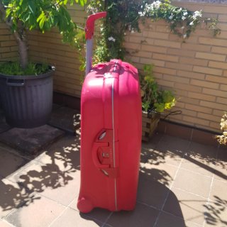 Maleta dura roja
