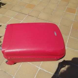 Maleta dura roja