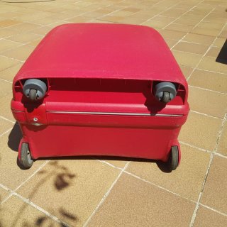 Maleta dura roja